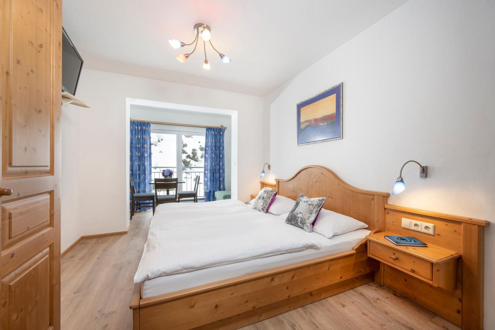 Mia Appartements - Non-Serviced Appartements オーバータウエルン エクステリア 写真